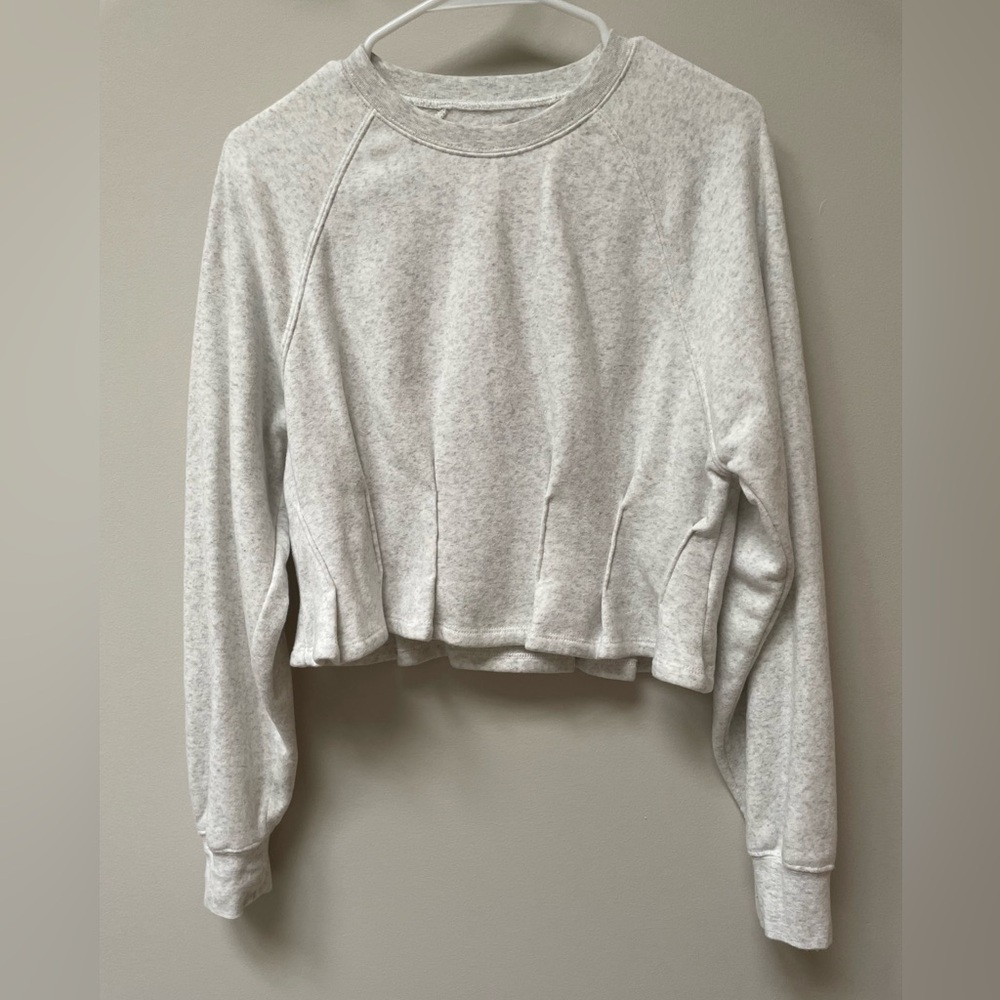 Amuse Society Heather Gray Sweatshirt